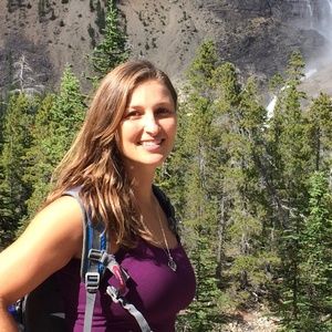 Meet your Posher, Tania